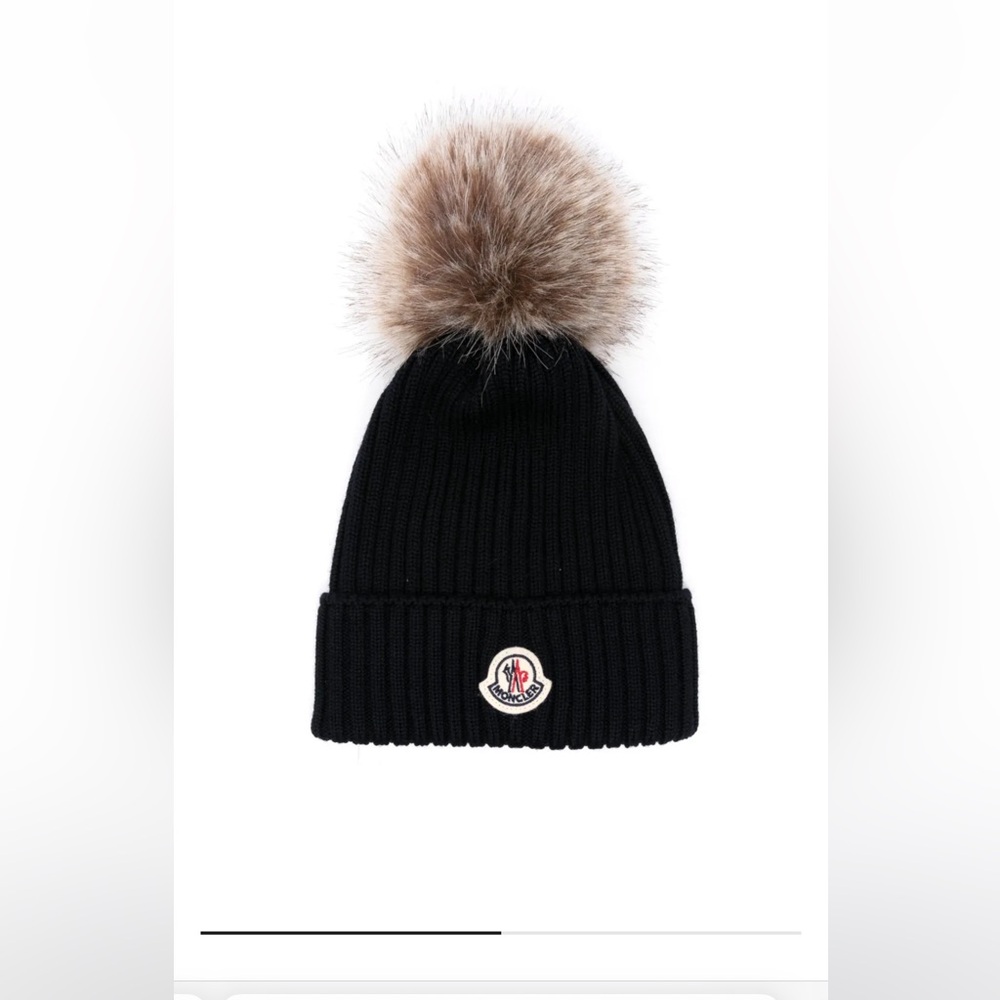 Moncler enfant ribbed pom pom Beanie, black, real fur, new with tag, kid only